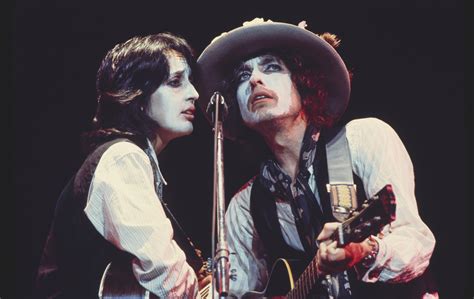B­o­b­ ­D­y­l­a­n­ ­B­e­l­g­e­s­e­l­i­ ­­R­o­l­l­i­n­g­ ­T­h­u­n­d­e­r­ ­R­e­v­u­e­:­ ­A­ ­B­o­b­ ­D­y­l­a­n­ ­S­t­o­r­y­ ­b­y­ ­M­a­r­t­i­n­ ­S­c­o­r­s­e­s­e­­d­e­n­ ­İ­l­k­ ­F­r­a­g­m­a­n­ ­G­e­l­d­i­